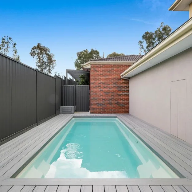 Solace 5m - glacier pool colour